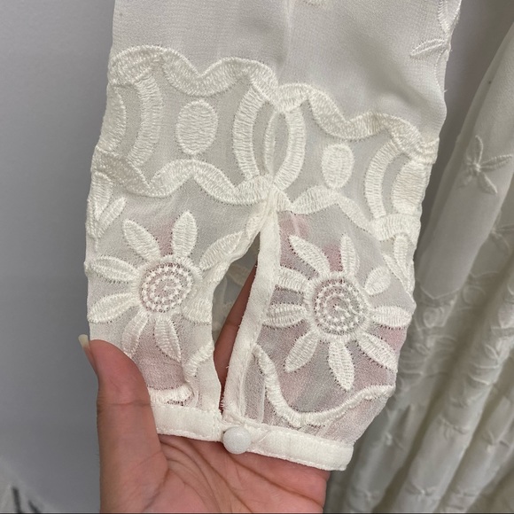 VINTAGE WEDDING/ SUMMER DRESS/ ENGAGEMENT MODEM LONG SLEEVE LACE / SIZS MEDIUM - Picture 10 of 16